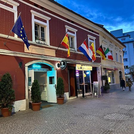 Hostel Lovely Rooms, City Center, Shared Bathroom, Windows To Corridor Villach Exteriér fotografie